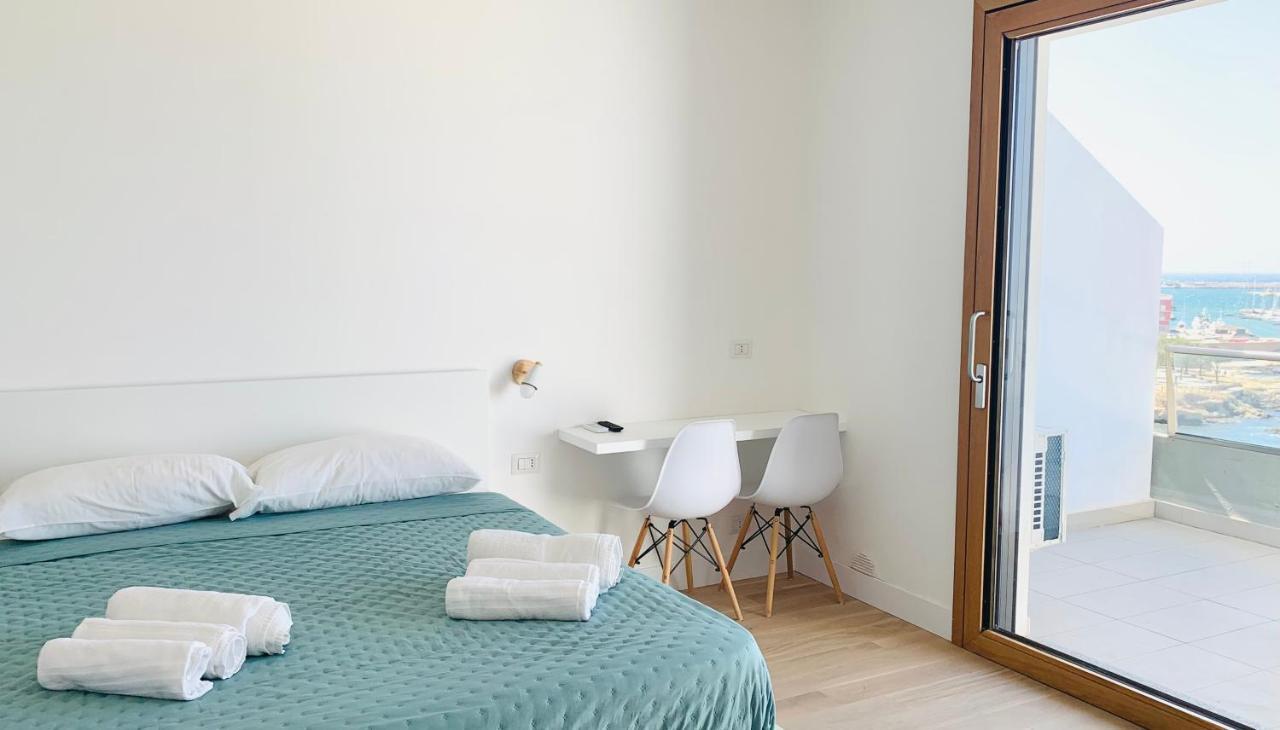 Boutique Lungomare Aparthotel Porto Torres Exterior foto